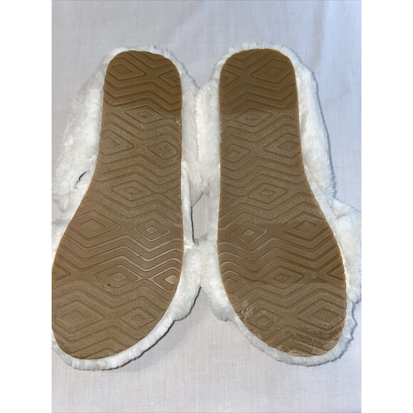 Toms Comfy Slippers Women's Size 11 M White Fleece Slip On Comfort Cross Strap - Picture 6 of 12